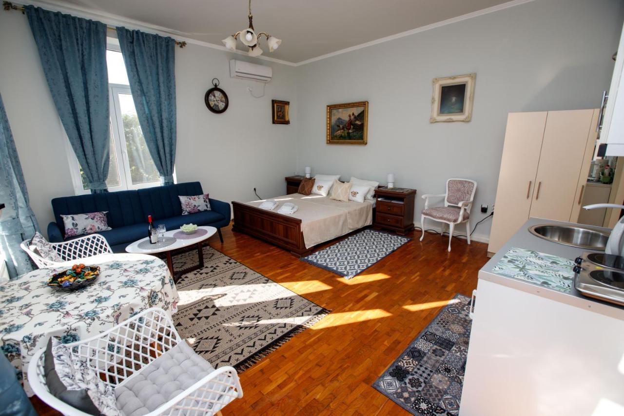 Angeli Vila Apartments Subotica Esterno foto